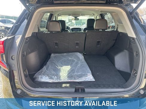 Used 2023 GMC Terrain AT4 image 8