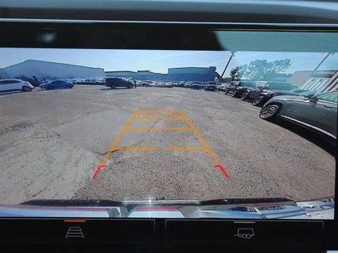 Used 2024 GMC Sierra 1500 SLE image 32