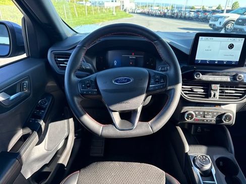 Used 2025 Ford Escape ST-Line Select AWD/4WD image 21