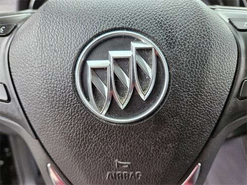 Used 2017 Buick Envision Essence image 27