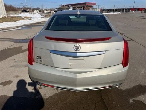 Used 2013 Cadillac XTS Luxury image 4