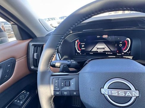 New 2026 Nissan Pathfinder Platinum w/ Cargo Package image 18