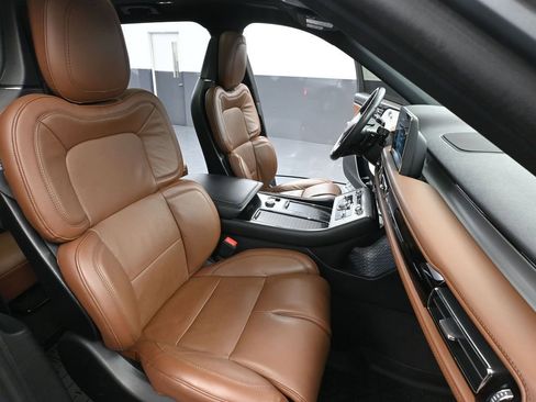 Used 2023 Lincoln Aviator Reserve w/ Equipment Group 201A image 63