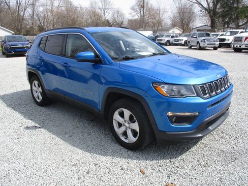 Used 2018 Jeep Compass Latitude w/ Popular Equipment Group image 7