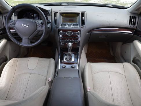 Used 2011 INFINITI G37 Journey w/ Premium Pkg RWD image 2