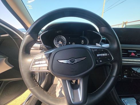 Used 2025 Genesis G70 2.5T RWD image 15