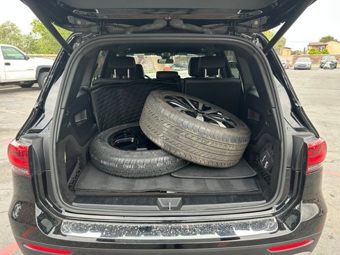 Used 2022 Mercedes-Benz GLB 250 4MATIC image 25