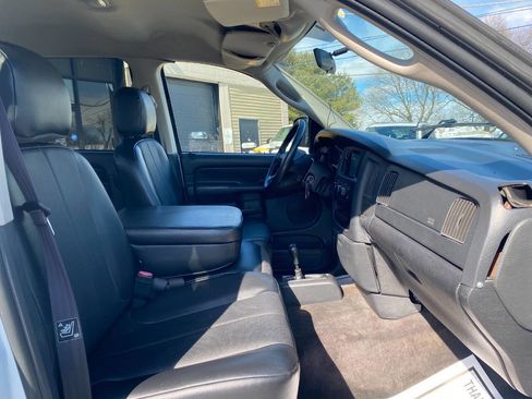 Used 2003 Dodge Ram 2500 Truck ST image 26