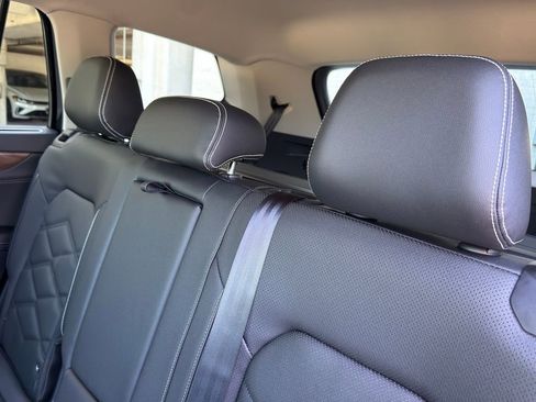 New 2026 Volkswagen Atlas SE FWD image 29