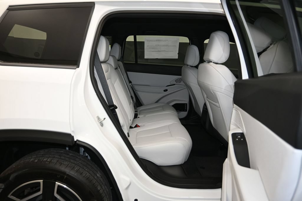 New 2026 Jeep Cherokee Limited AWD/4WD image 26