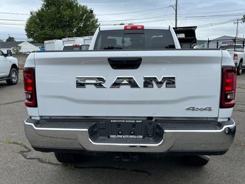 New 2026 RAM 2500 Tradesman AWD/4WD image 4