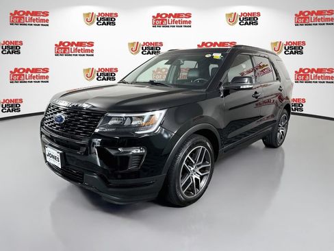Used 2018 Ford Explorer Sport w/ Equipment Group 401A AWD/4WD image 11