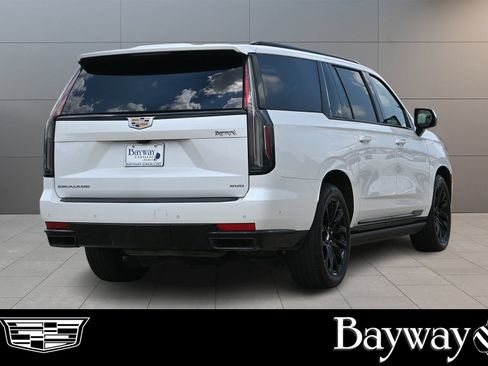 Used 2023 Cadillac Escalade ESV Sport w/ Touring Package AWD/4WD image 6