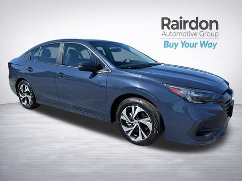 Used 2025 Subaru Legacy Premium AWD/4WD image 1
