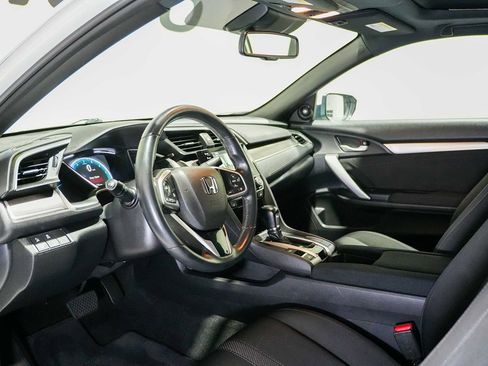 Used 2019 Honda Civic EX image 11