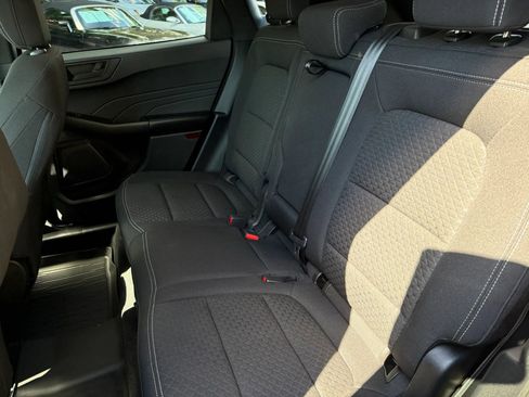 Used 2023 Ford Escape Active AWD/4WD image 19