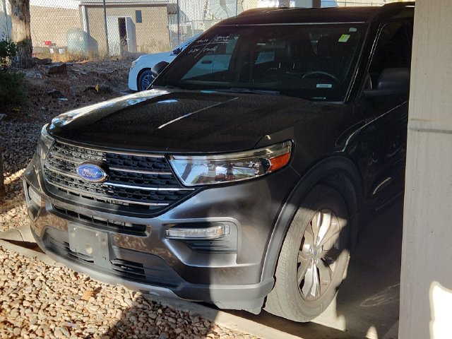 Used 2020 Ford Explorer XLT w/ Equipment Group 202A AWD/4WD image 3