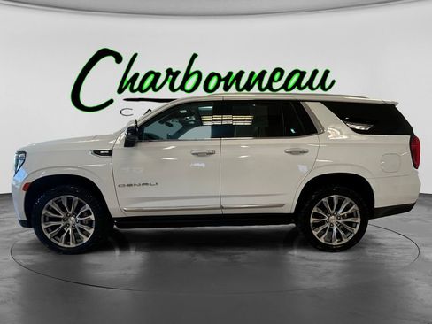 Used 2021 GMC Yukon Denali w/ Denali Premium Package AWD/4WD image 2