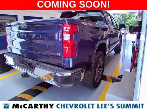 Used 2023 Chevrolet Silverado 1500 LT AWD/4WD image 4
