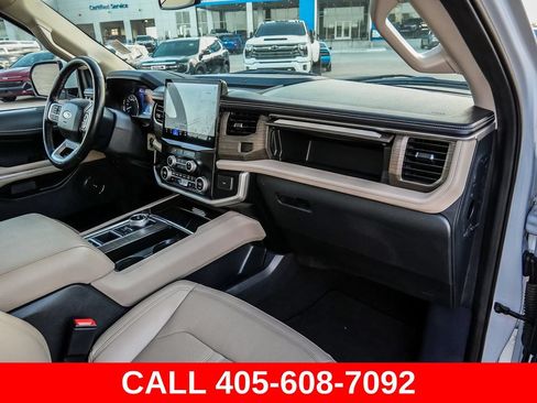 Used 2024 Ford Expedition Max Limited RWD image 18