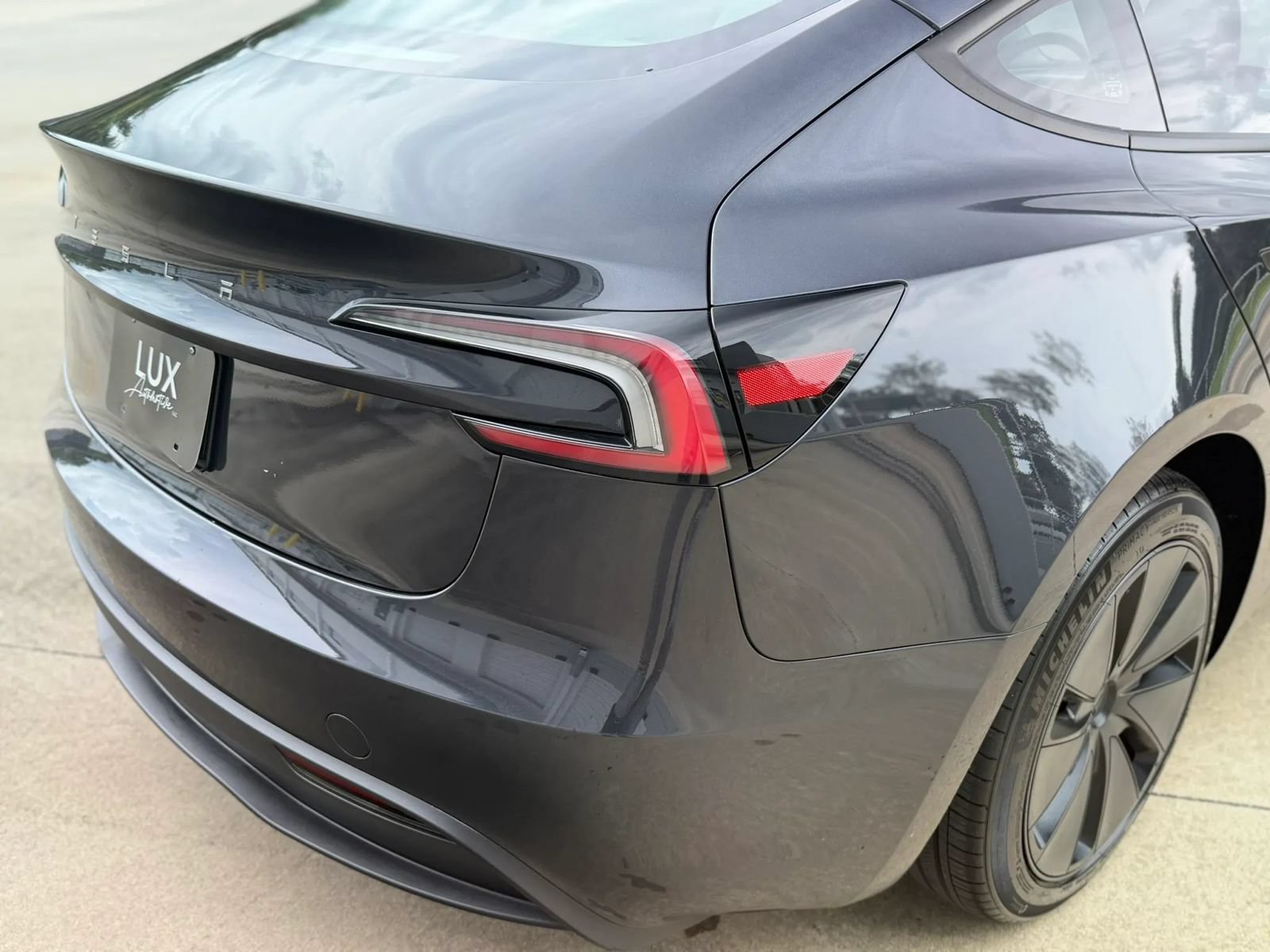 Used 2025 Tesla Model 3 Long Range RWD image 8