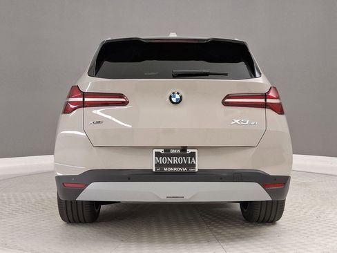 New 2026 BMW X3 xDrive30 w/ Premium Package image 8