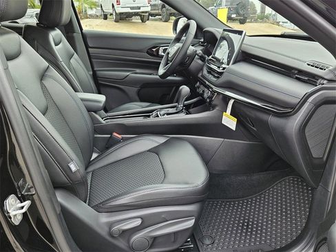 New 2026 Jeep Compass Latitude image 15