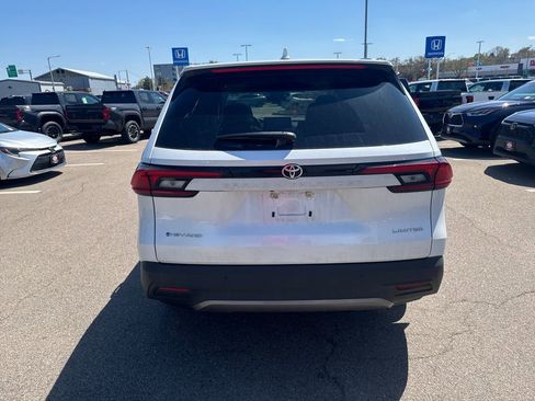 New 2026 Toyota Grand Highlander AWD Hybrid image 6