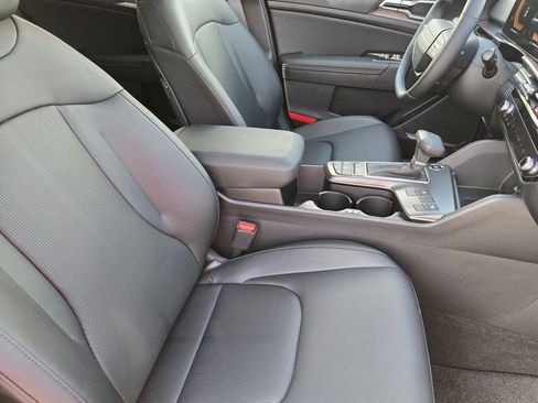 New 2026 Kia Sportage EX FWD image 10