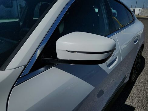 Used 2024 BMW i4 xDrive40i AWD/4WD image 35