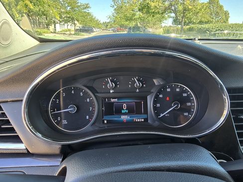Used 2022 Buick Encore Preferred w/ Safety Package AWD/4WD image 20