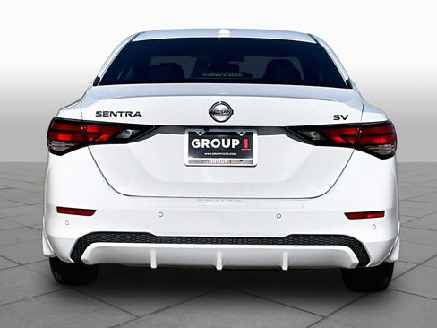 Used 2021 Nissan Sentra SV FWD image 4