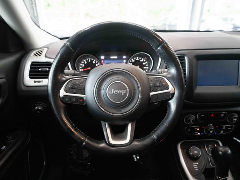 Used 2021 Jeep Compass Latitude w/ Convenience Group AWD/4WD image 21