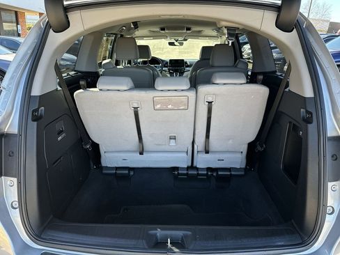 Used 2018 Honda Odyssey Touring image 25