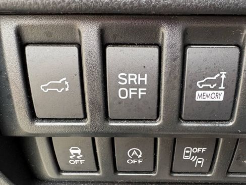 Used 2020 Subaru Forester Limited w/ Popular Package #3 AWD/4WD image 15