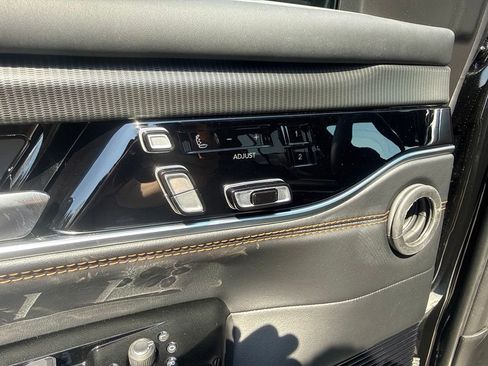 New 2026 Jeep Grand Wagoneer Summit AWD/4WD image 23
