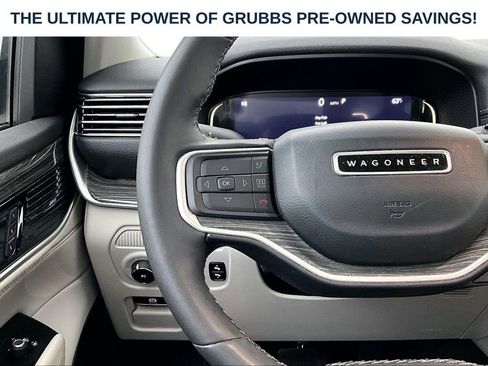 Used 2022 Jeep Wagoneer Series II AWD/4WD image 25