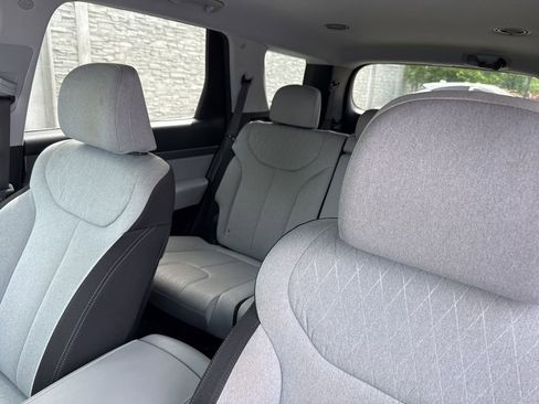Used 2022 Hyundai Palisade SE w/ Cargo Package FWD image 11