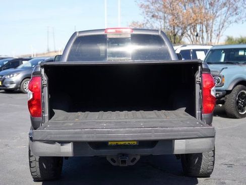 Used 2017 Toyota Tundra SR5 w/ SR5 Upgrade Package image 30