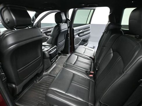 Used 2022 Jeep Wagoneer Series I image 40