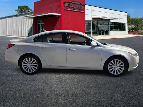 Used 2013 Buick Regal Premium image 6