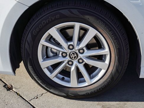 Certified 2025 Toyota Camry LE image 12