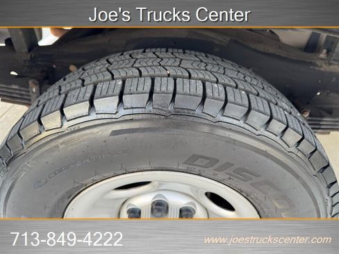 Used 2018 Chevrolet Express 3500 w/ Power Convenience Package image 42