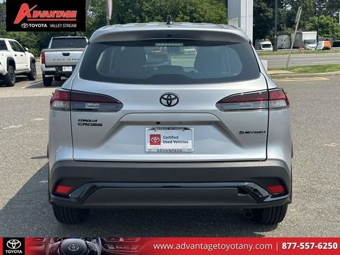 Used 2026 Toyota Corolla Cross AWD Hybrid image 8