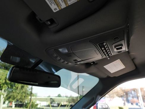 Used 2017 Ford F250 Lariat w/ Lariat Value Package image 26