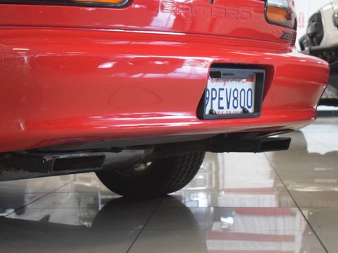Used 2002 Chevrolet Camaro Z28 RWD image 23