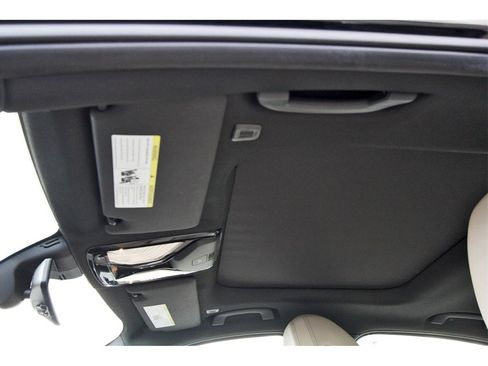 Used 2022 BMW 330i xDrive Sedan w/ Driving Assistance Package image 26