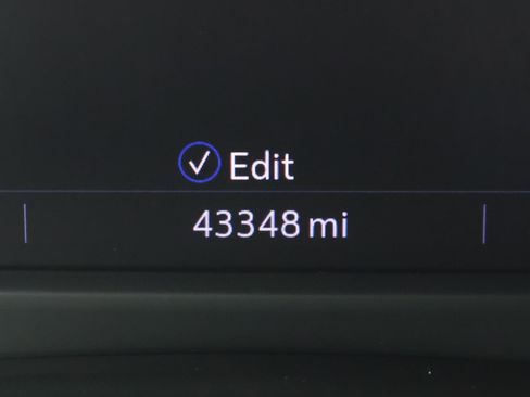 Used 2022 Cadillac XT4 Sport w/ Comfort Package image 35