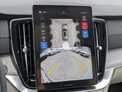 New 2026 Volvo XC90 T8 Ultra AWD/4WD image 13