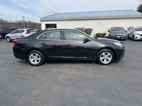 Used 2015 Chevrolet Malibu LT image 4